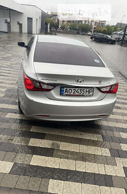 Седан Hyundai Sonata 2015 в Ужгороді