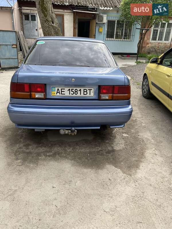 Седан Hyundai Sonata 1993 в Дніпрі