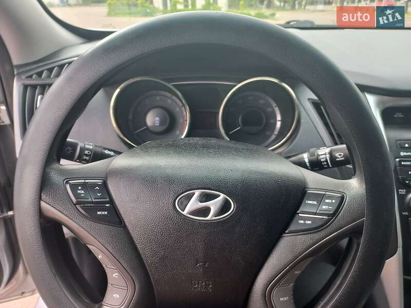 Седан Hyundai Sonata 2012 в Николаеве