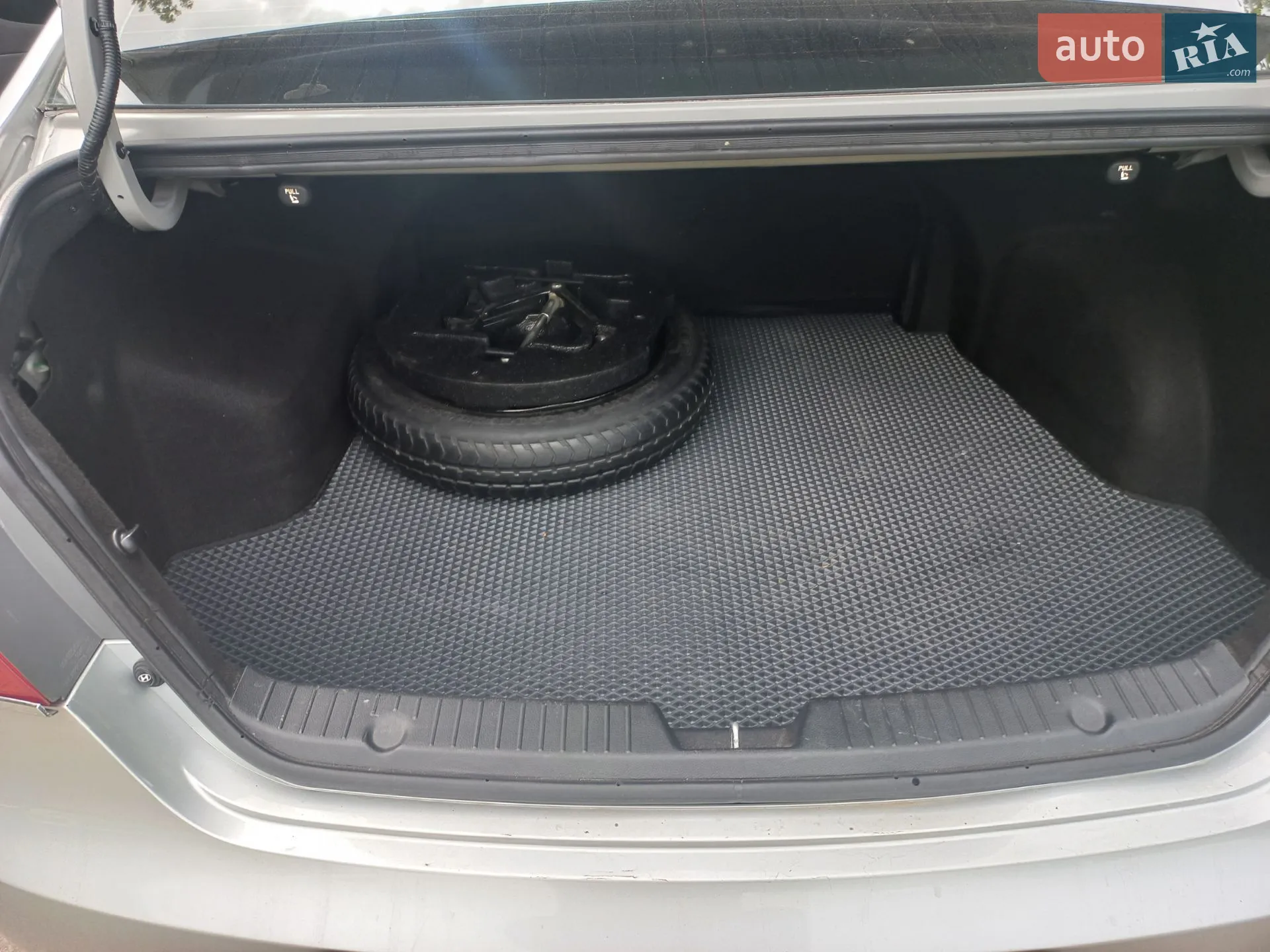 2012 Hyundai Sonata - мініатюра 16