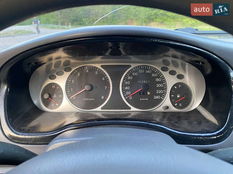 Седан Hyundai Sonata 2001 в Днепре