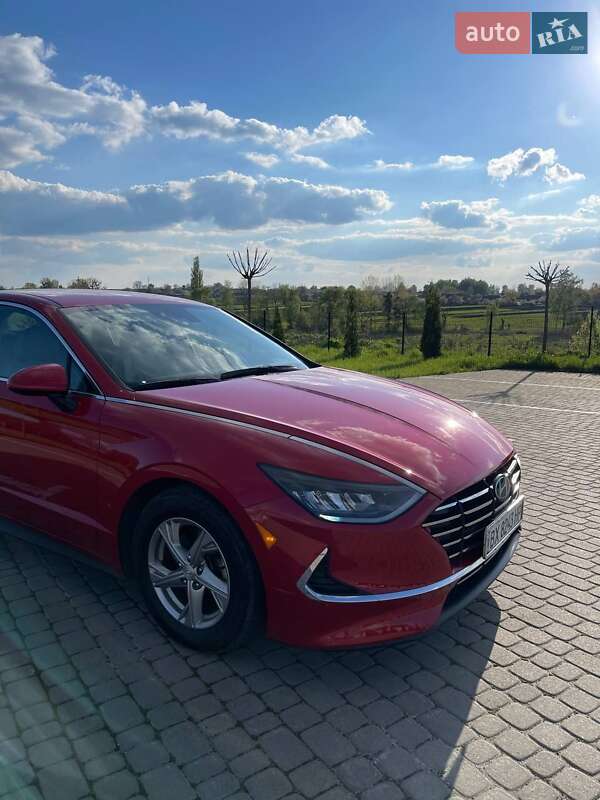 Седан Hyundai Sonata 2020 в Полонному