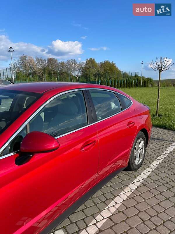Седан Hyundai Sonata 2020 в Полонному