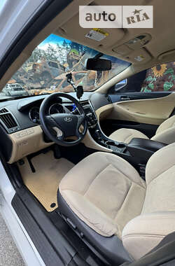 Седан Hyundai Sonata 2014 в Ирпене