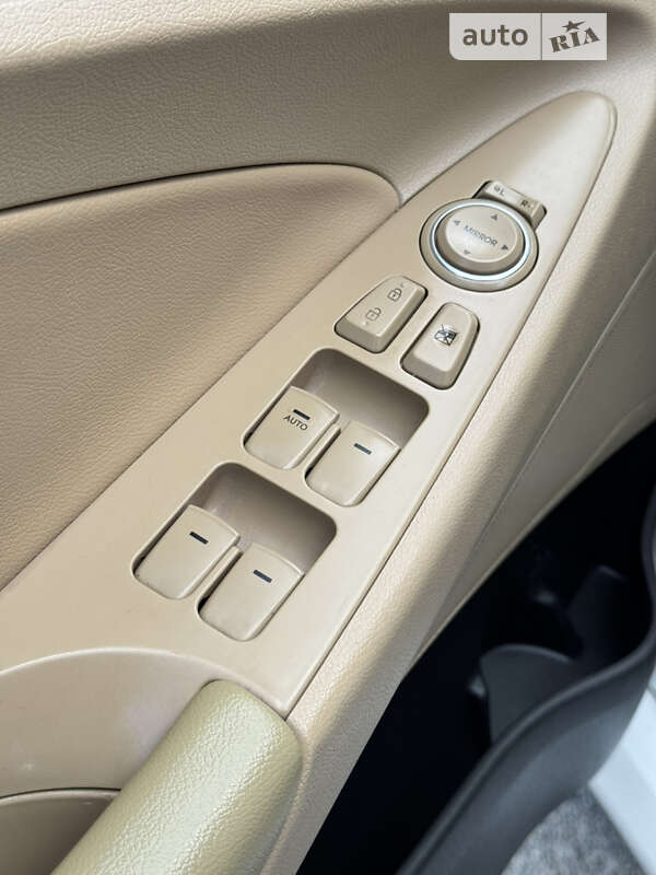 Седан Hyundai Sonata 2014 в Ірпені