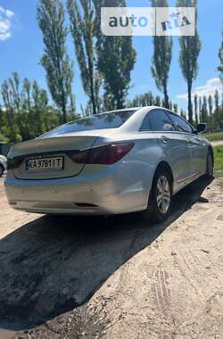 Седан Hyundai Sonata 2013 в Киеве