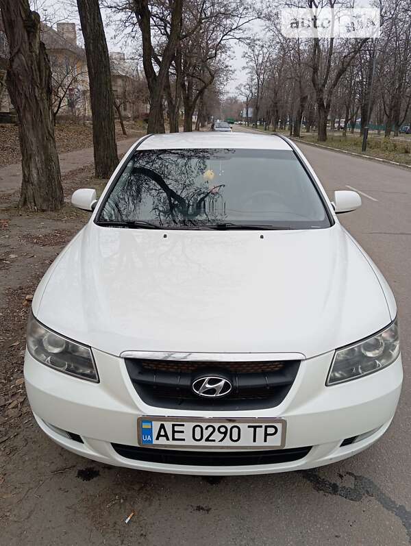 Седан Hyundai Sonata 2007 в Никополе
