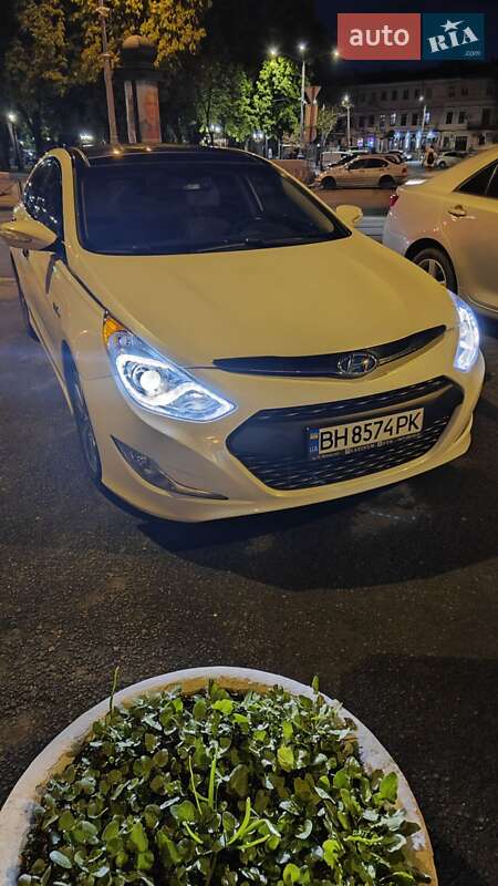 Hyundai Sonata 2013