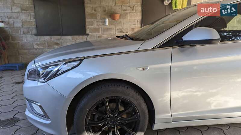 Седан Hyundai Sonata 2014 в Нікополі