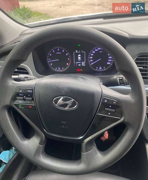 Седан Hyundai Sonata 2014 в Радомышле