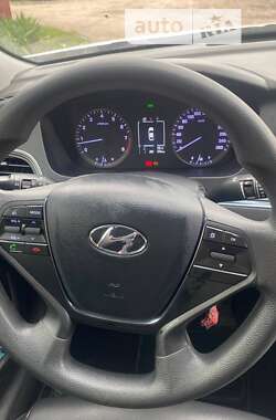 Седан Hyundai Sonata 2014 в Радомышле