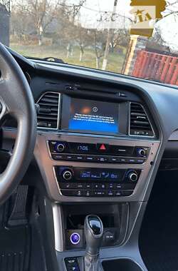Седан Hyundai Sonata 2015 в Надвірній
