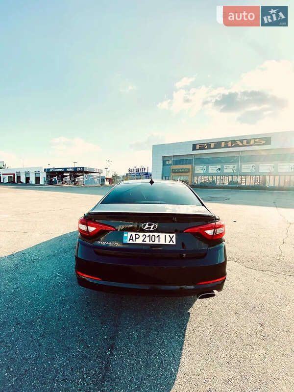 Седан Hyundai Sonata 2015 в Марганці