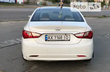 Hyundai Sonata 2012