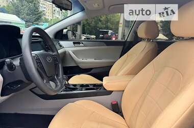 Седан Hyundai Sonata 2015 в Одессе