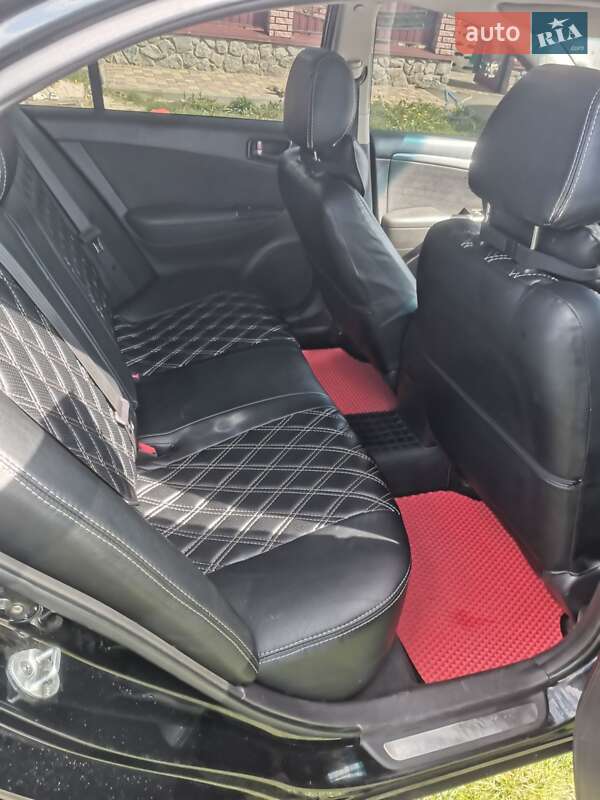 Седан Hyundai Sonata 2008 в Києві