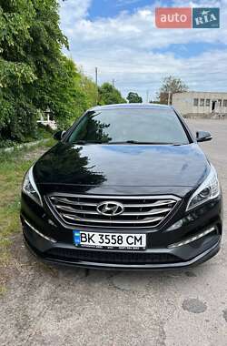 Седан Hyundai Sonata 2015 в Ровно