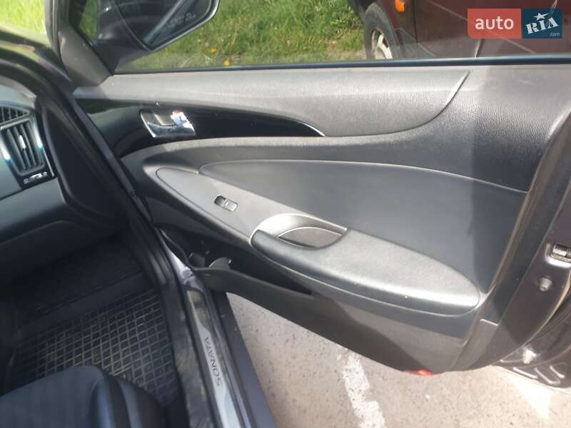 Седан Hyundai Sonata 2010 в Бердичеві