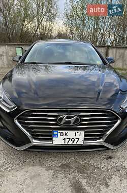 Седан Hyundai Sonata 2019 в 