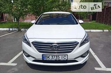 Седан Hyundai Sonata 2014 в Ровно