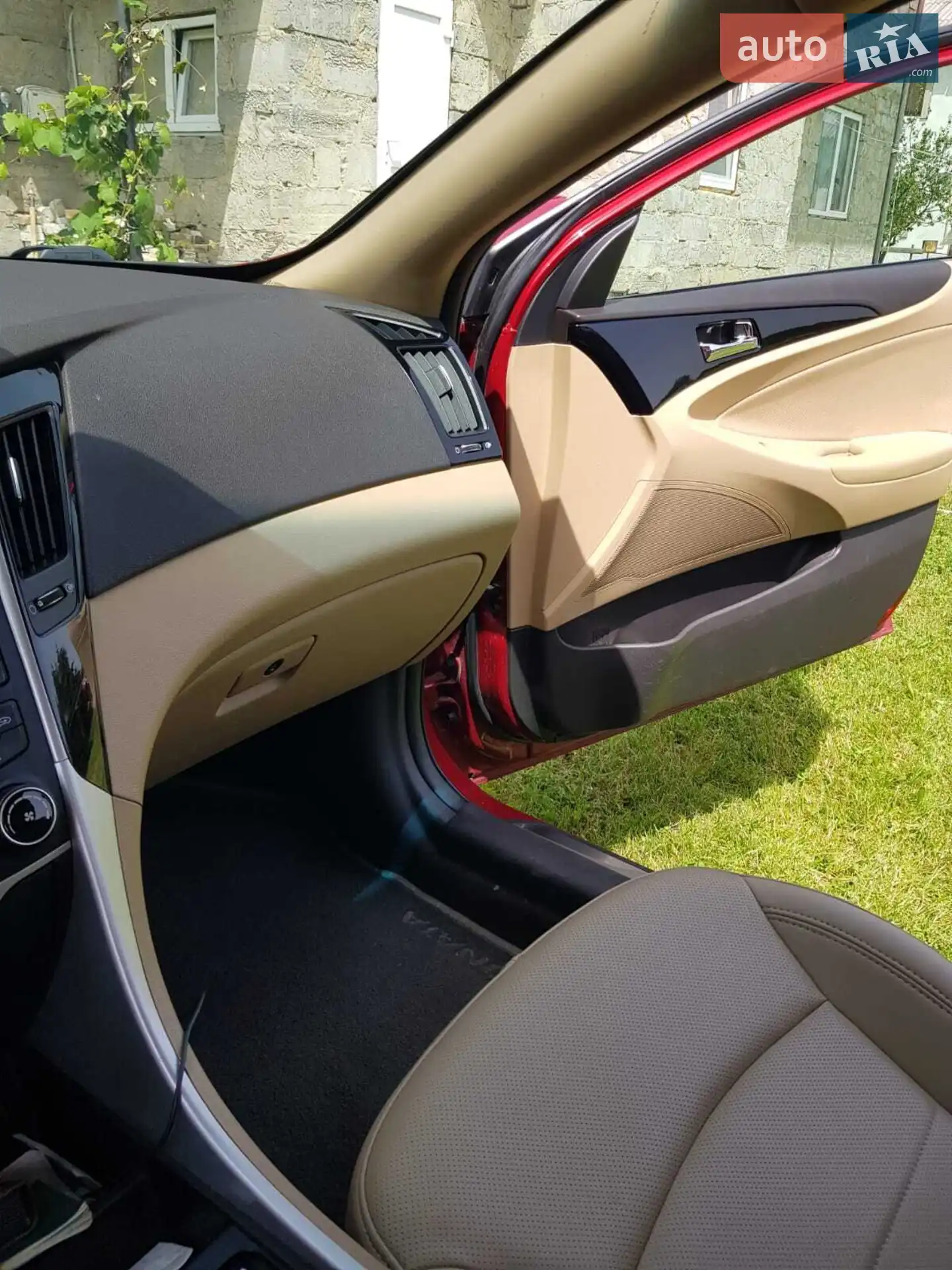 2010 Hyundai Sonata - мініатюра 4