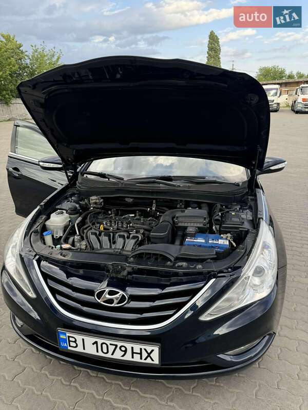 Седан Hyundai Sonata 2010 в Кременчуці