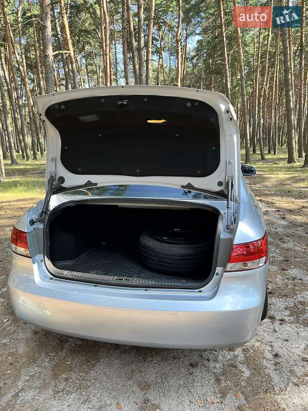 Седан Hyundai Sonata 2007 в Сумах