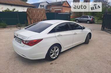 Седан Hyundai Sonata 2012 в  фото 4 Седан Hyundai Sonata 2012 в