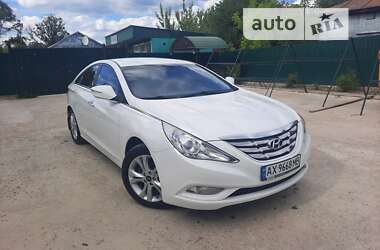 Седан Hyundai Sonata 2012 в  фото 8 Седан Hyundai Sonata 2012 в