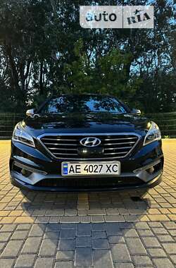 Седан Hyundai Sonata 2015 в Дніпрі