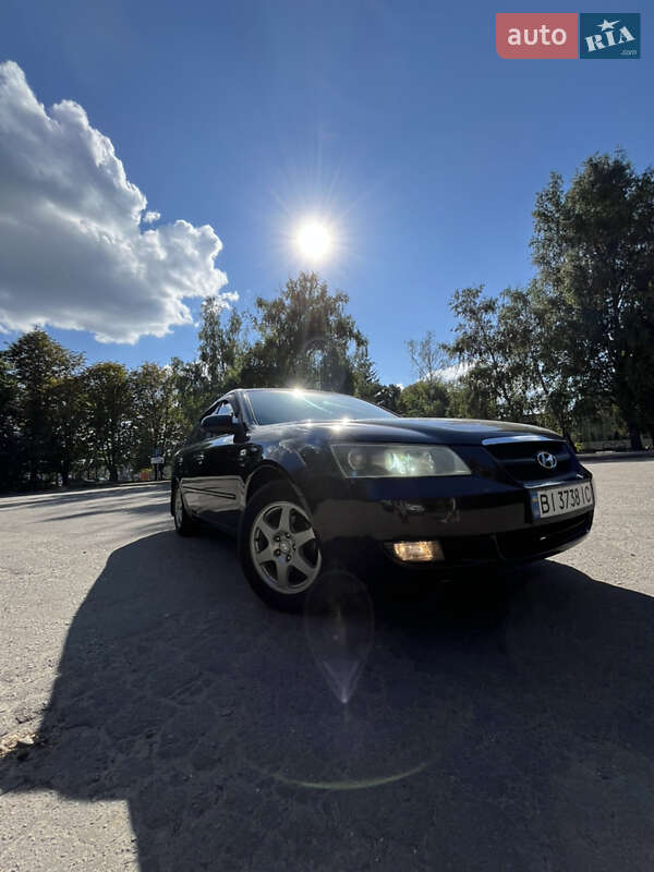 Седан Hyundai Sonata 2005 в Полтаве