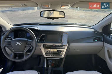 Седан Hyundai Sonata 2015 в Могилів-Подільському