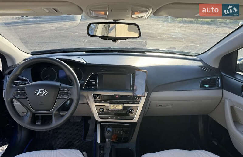 Седан Hyundai Sonata 2015 в Могилів-Подільському