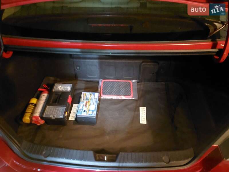 Седан Hyundai Sonata 2013 в Новой Ушице фото 18 Седан Hyundai Sonata 2013 в Новой Ушице