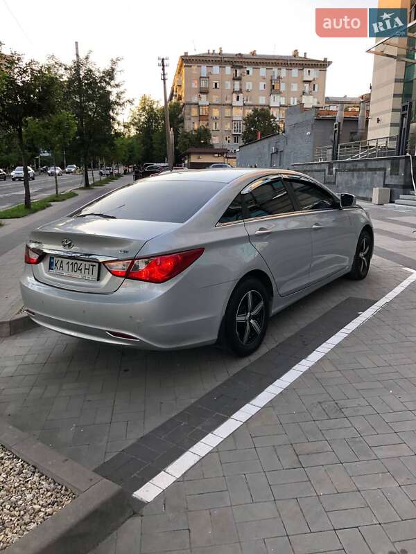 Седан Hyundai Sonata 2014 в Києві фото 3 Седан Hyundai Sonata 2014 в Києві