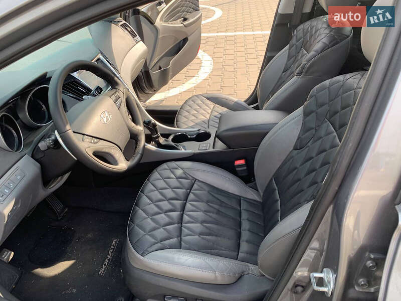 Седан Hyundai Sonata 2014 в Киеве