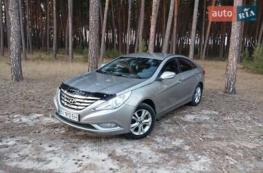 Седан Hyundai Sonata 2011 в Гадячі