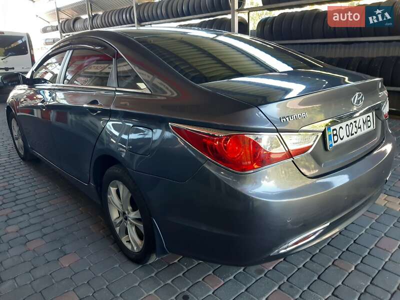 Седан Hyundai Sonata 2010 в Трускавці