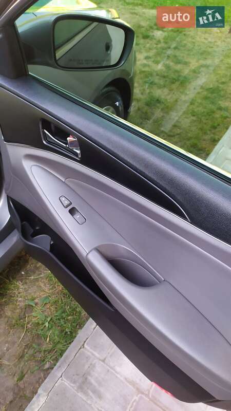 Седан Hyundai Sonata 2013 в Києві фото 13 Седан Hyundai Sonata 2013 в Києві