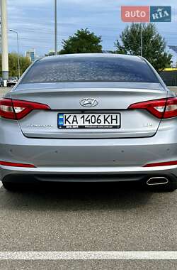 Седан Hyundai Sonata 2015 в 