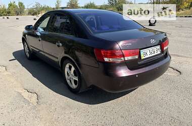 Седан Hyundai Sonata 2006 в Ровно