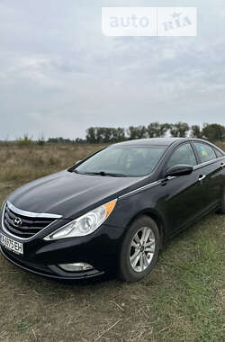 Седан Hyundai Sonata 2013 в Бурыни