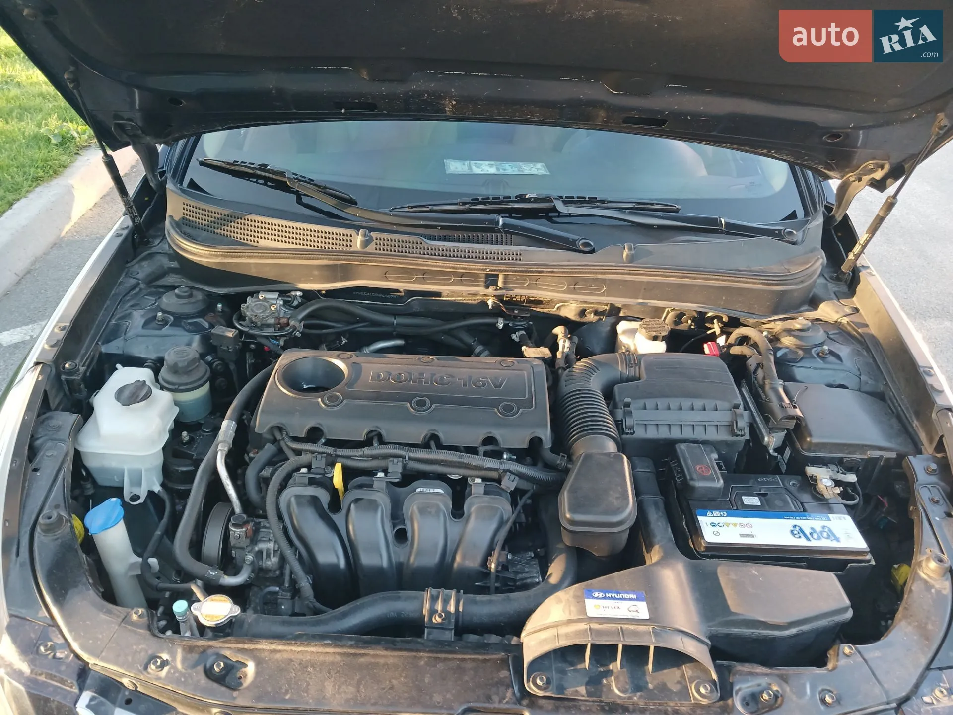 2010 Hyundai Sonata - мініатюра 21