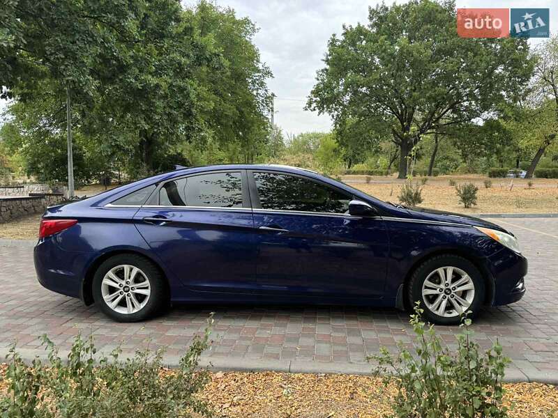 Седан Hyundai Sonata 2012 в Кропивницькому