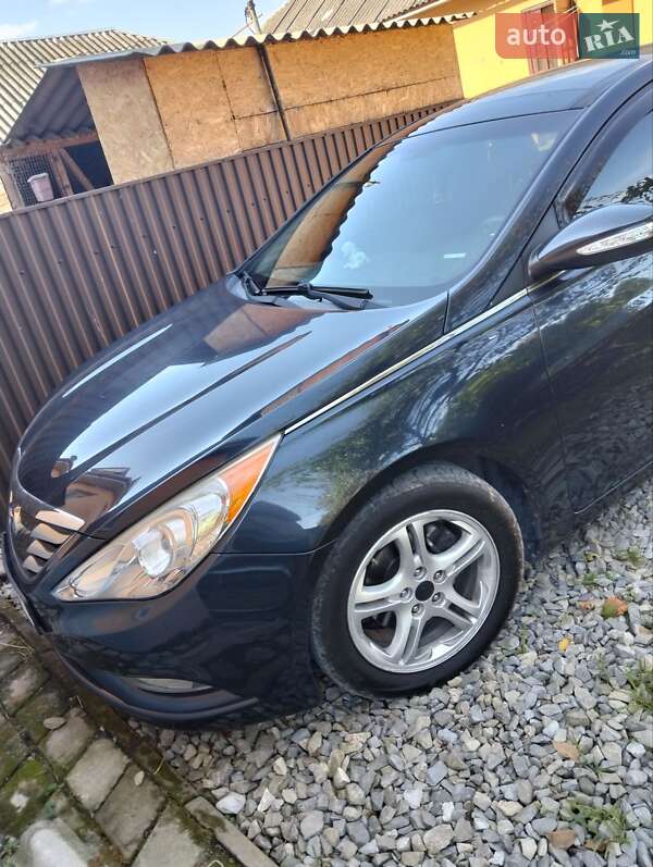 Седан Hyundai Sonata 2011 в Івано-Франківську