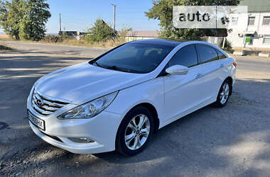 Седан Hyundai Sonata 2011 в Гадячі