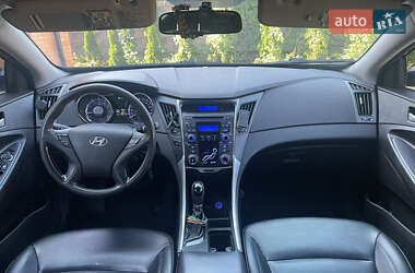 Седан Hyundai Sonata 2012 в Ровно