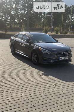 Седан Hyundai Sonata 2015 в Смілі