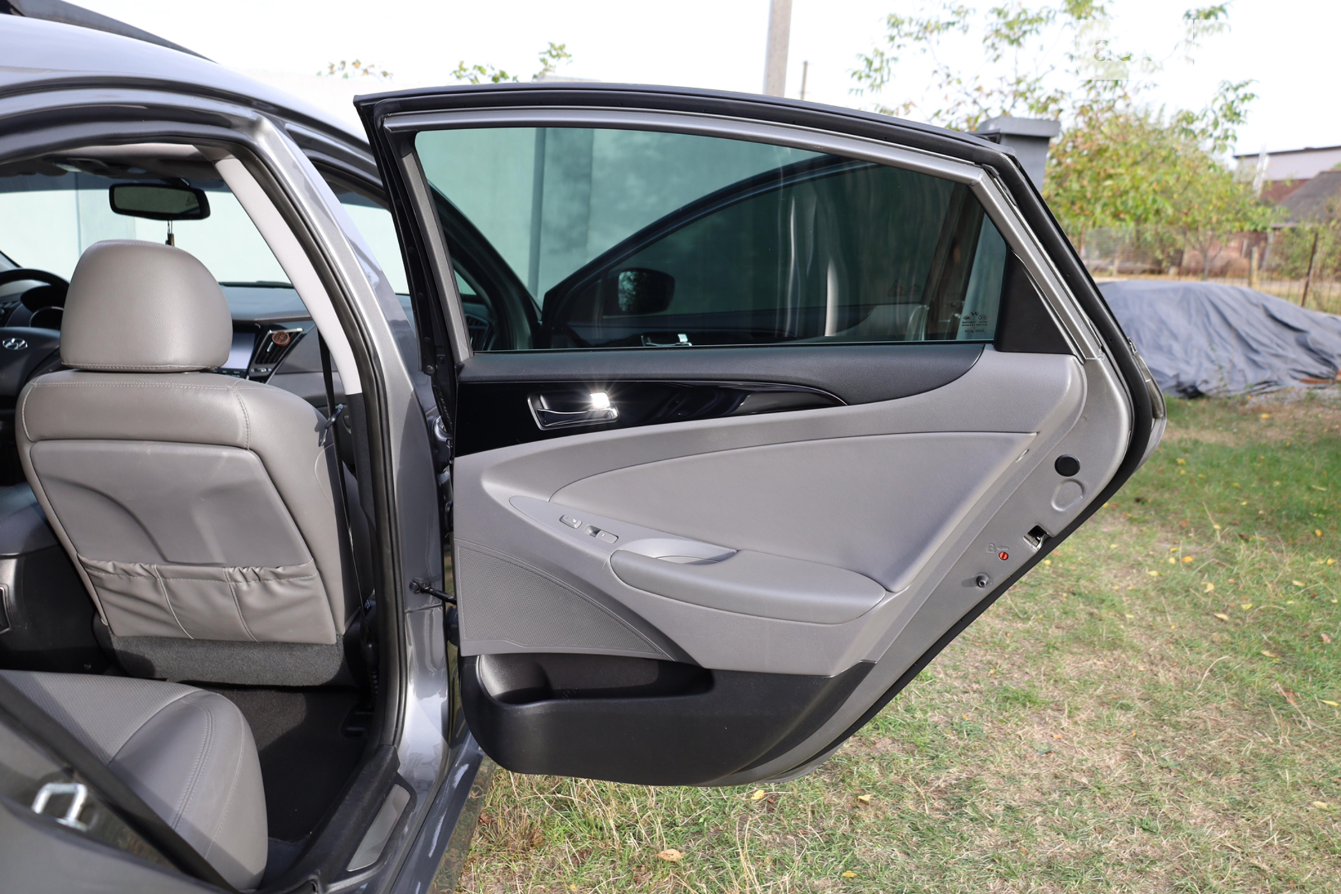 2013 Hyundai Sonata - мініатюра 16