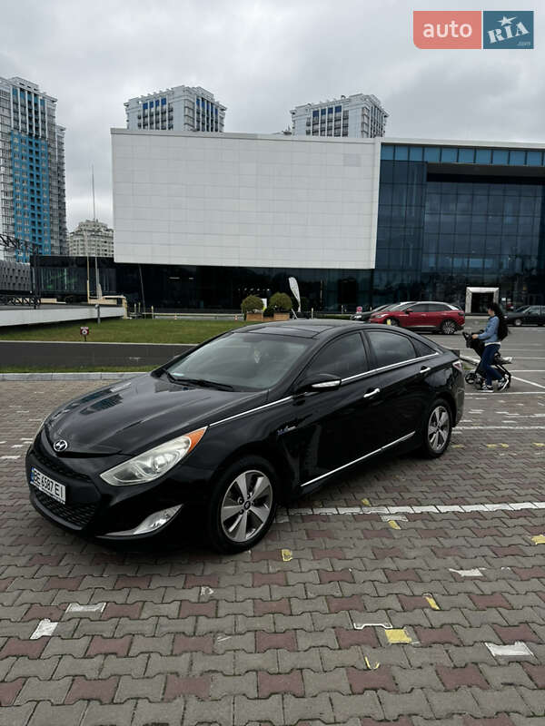 Hyundai Sonata 2012
